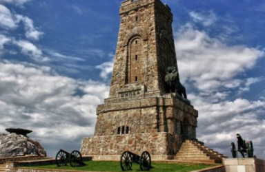 По пътя на Свободата: Трявна – Габрово – връх Шипка - Дряново